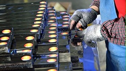 包裝生產流程-防偽標簽