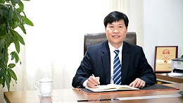 管鋼強創始人風采