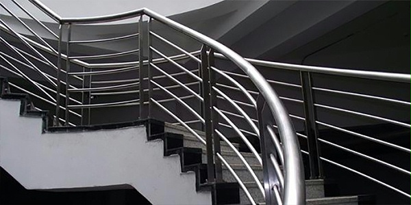 管剛強不銹鋼板建筑裝飾用的應用